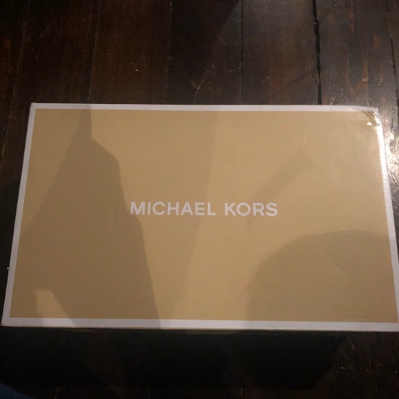 Michael Kors Sandals - Picture 3 of 3